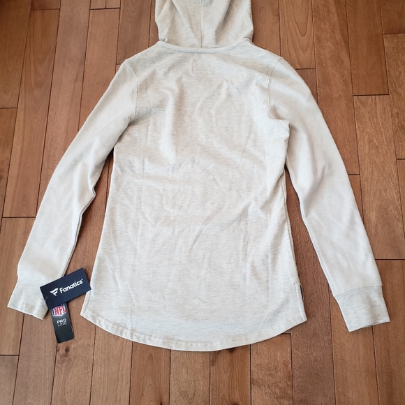 NWT - Women's Minnesota Vikings hoodie Size S - Picture 10 of 15